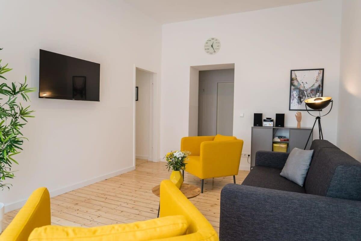 Spacious 3Br Plus Ac Self Check-In Street Parking Берлин Екстериор снимка